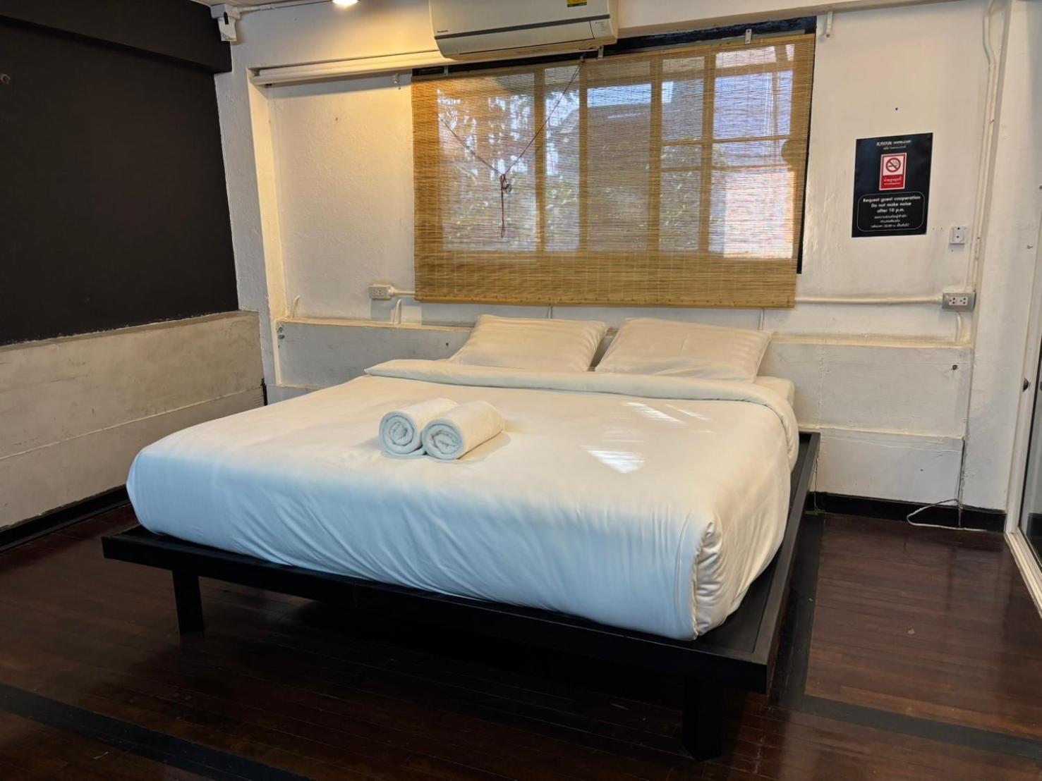 Kayan Hostel Чиангмай Экстерьер фото